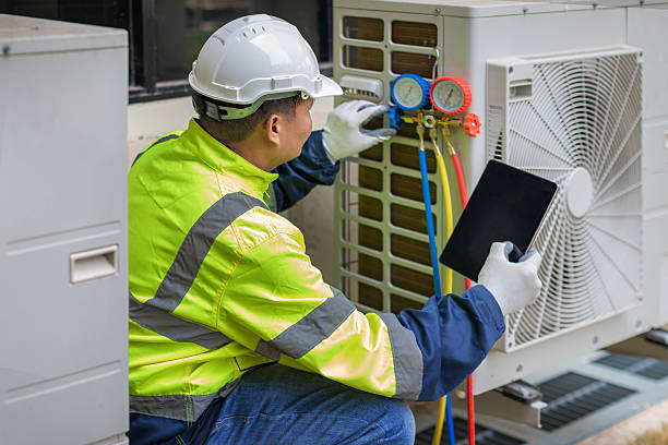 Professional Hvac technician working in Cherry Hill, VA